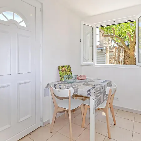 1 Bedroom Awesome In Apartment Bastia (Corsica)
